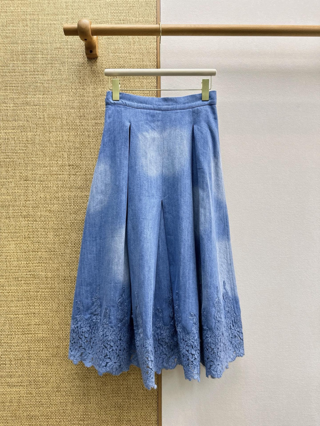 skirts and dresses